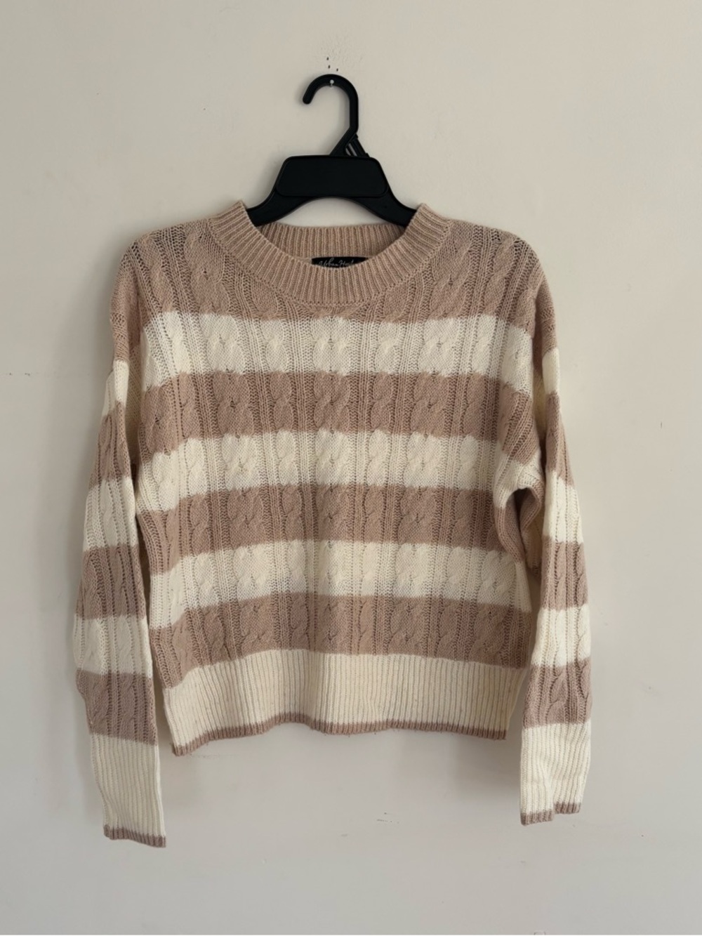 Urban Heritage Beige Cream Striped Cable Knit Sweater Size M